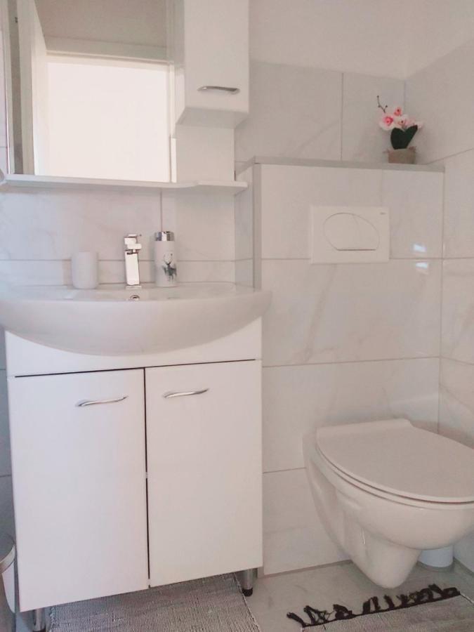Apartman Uno ไยเซ ภายนอก รูปภาพ